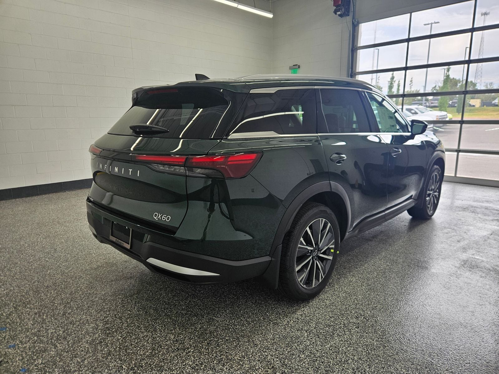 2027 INFINITI QX60 LUXE