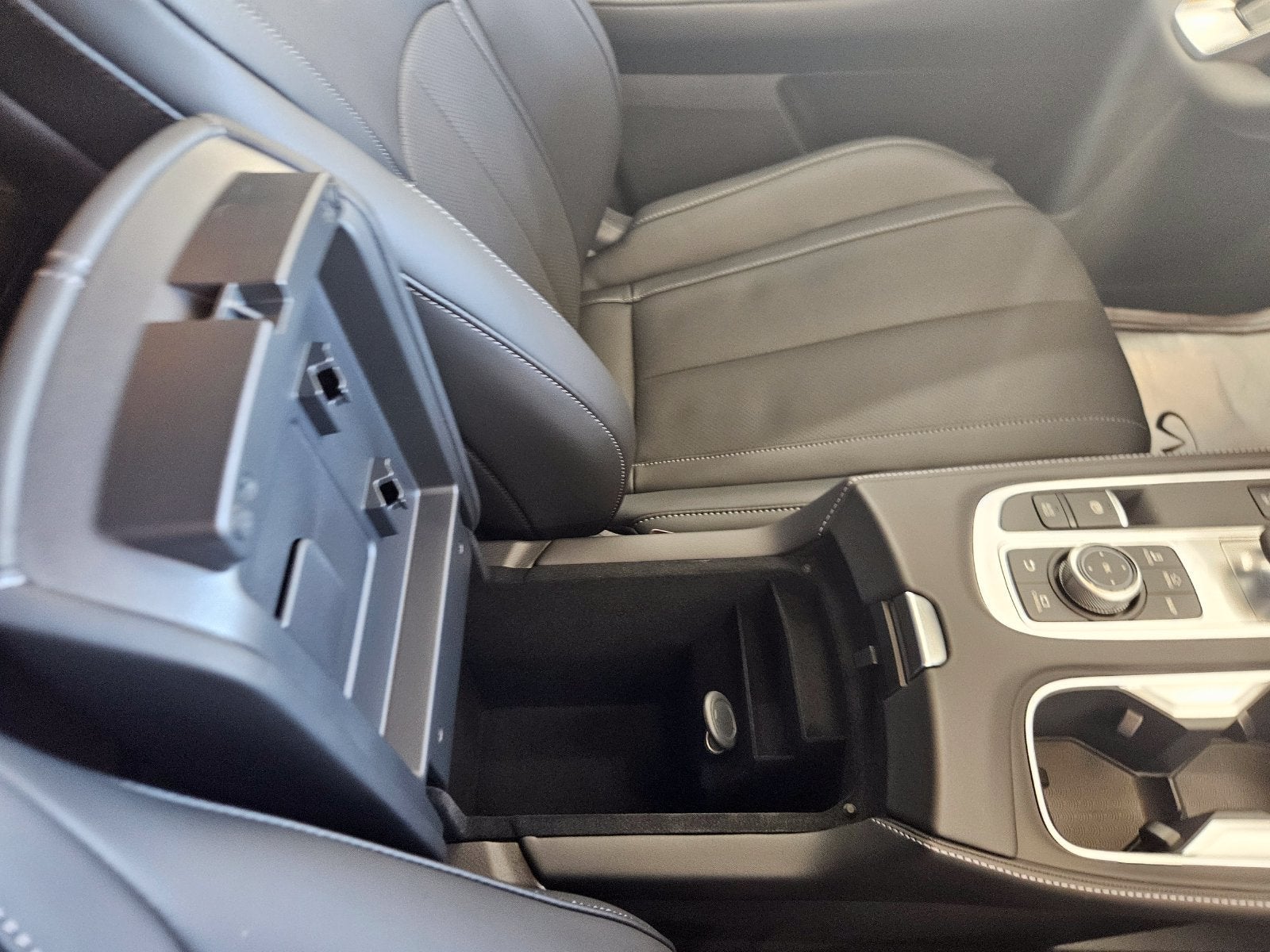 2027 INFINITI QX60 LUXE AWD