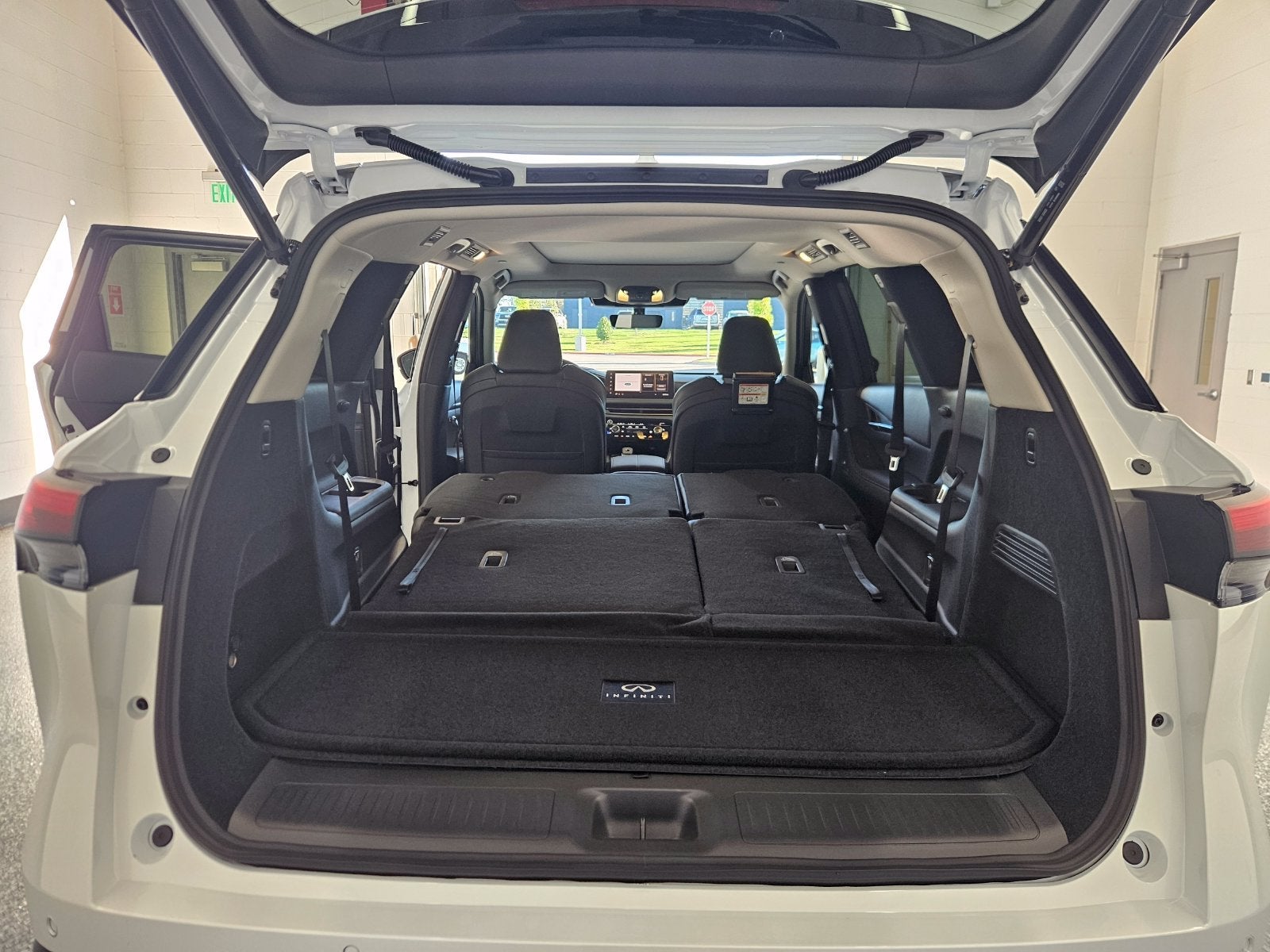 2027 INFINITI QX60 LUXE AWD