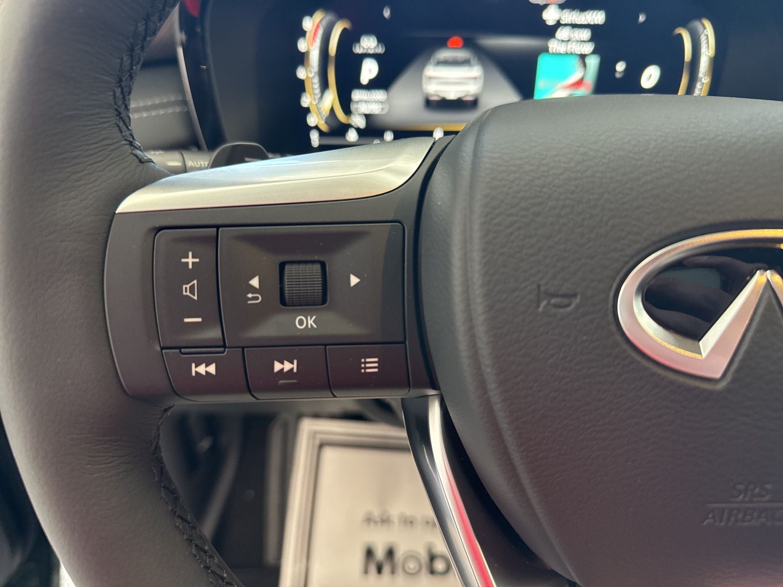 2027 INFINITI QX60 LUXE AWD