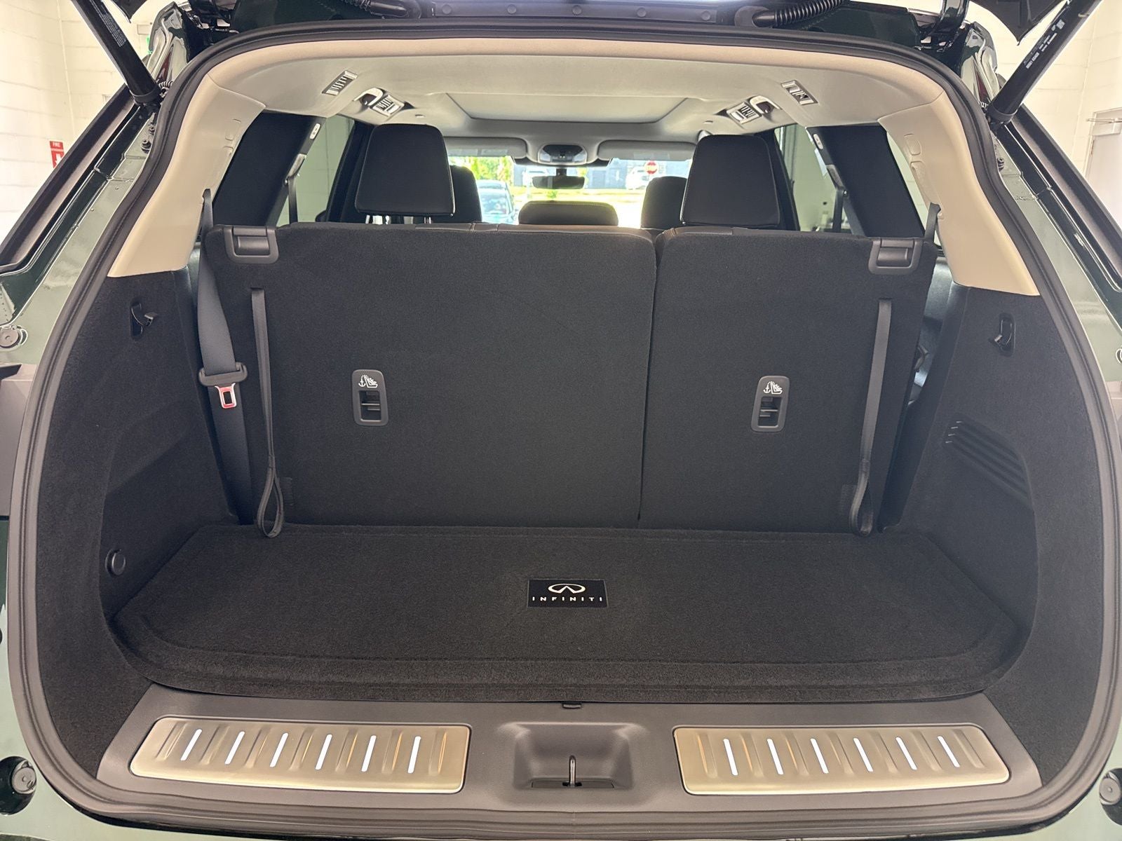 2027 INFINITI QX60 LUXE AWD