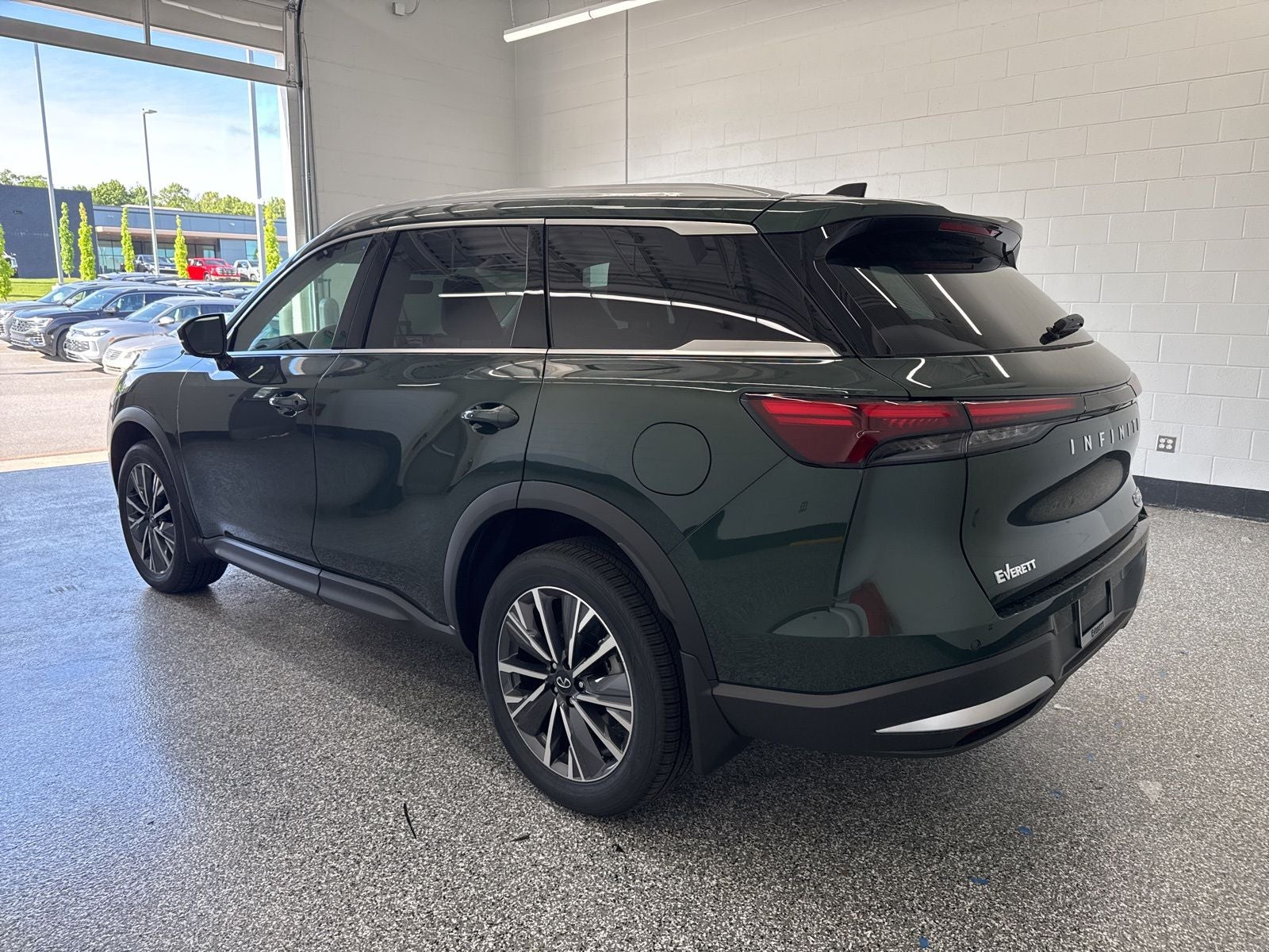 2027 INFINITI QX60 LUXE AWD