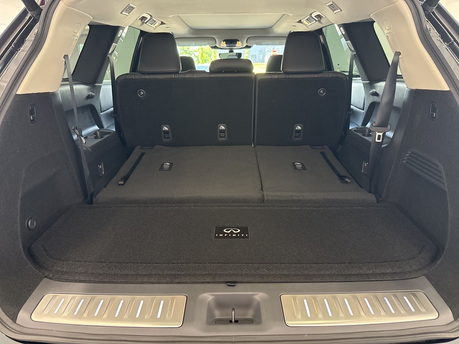 2027 INFINITI QX60 LUXE AWD
