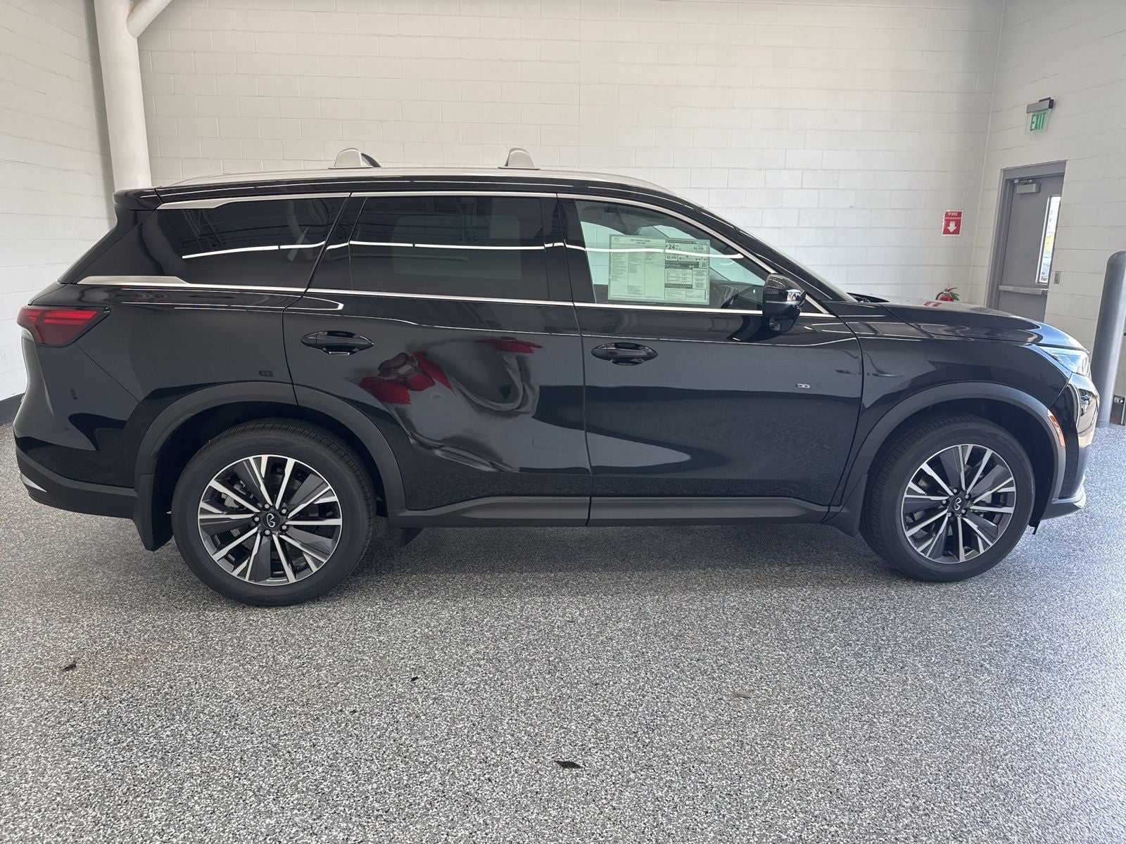 2027 INFINITI QX60 LUXE AWD