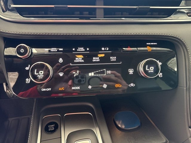 2027 INFINITI QX60 LUXE AWD