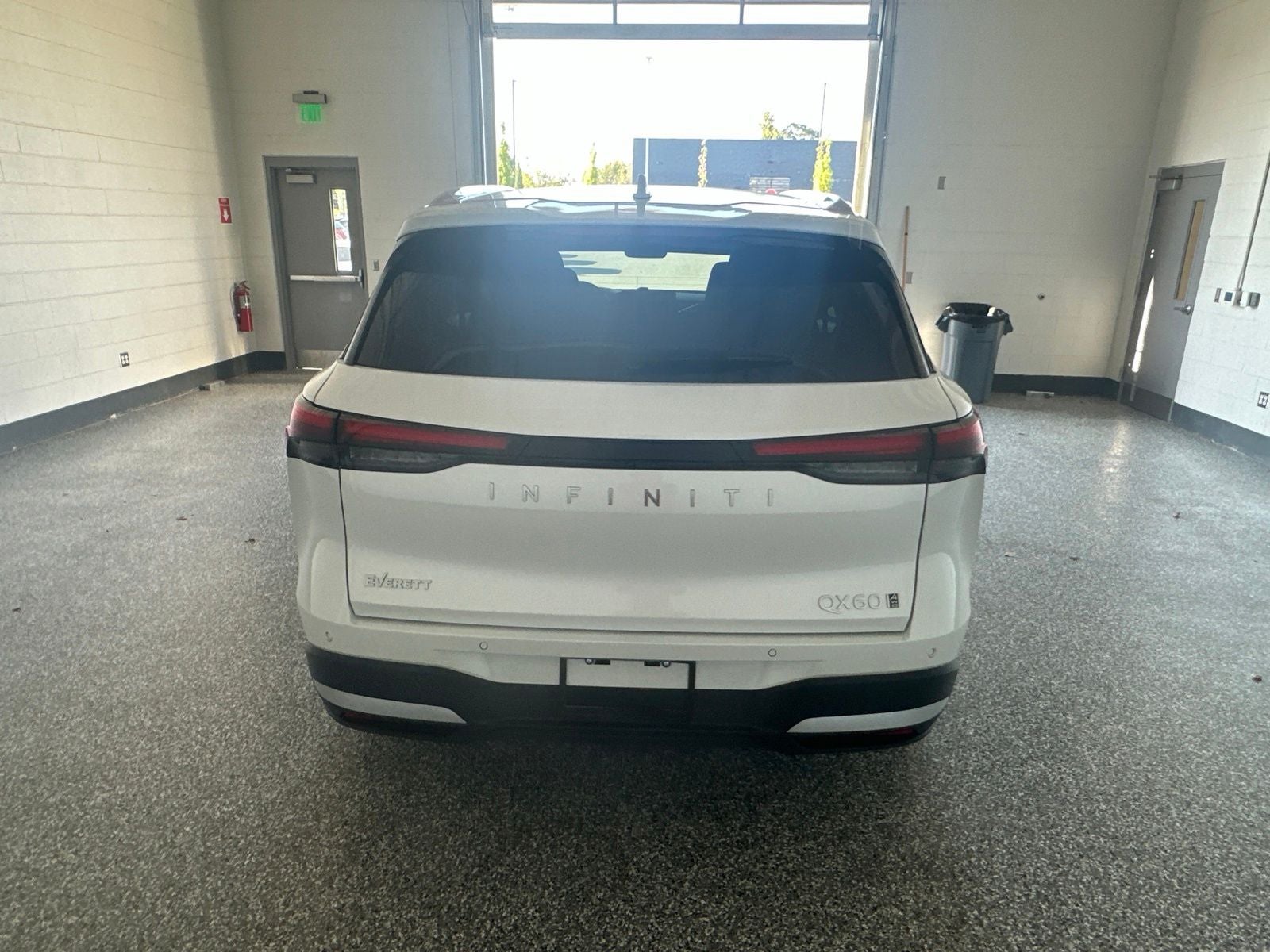 2027 INFINITI QX60 LUXE