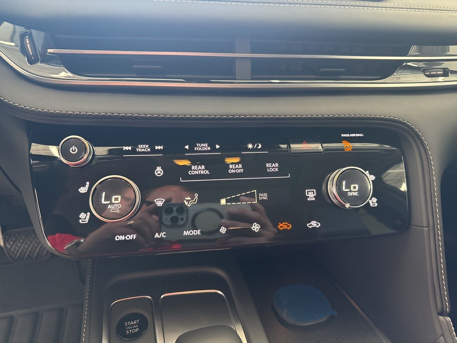 2027 INFINITI QX60 LUXE