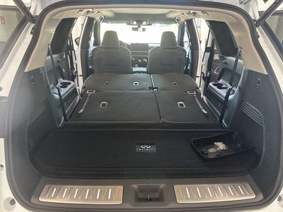 2027 INFINITI QX60 LUXE