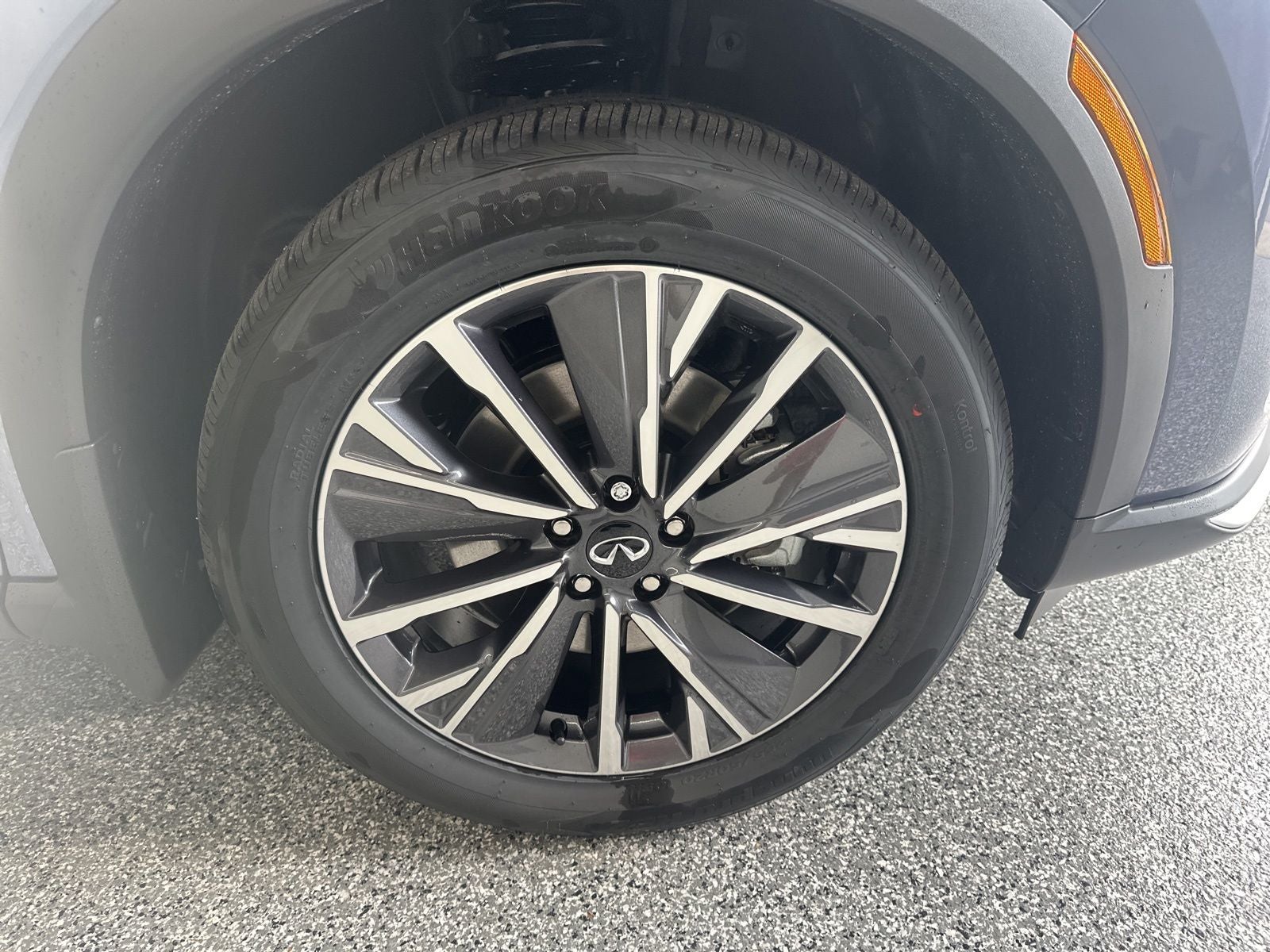 2027 INFINITI QX60 LUXE AWD