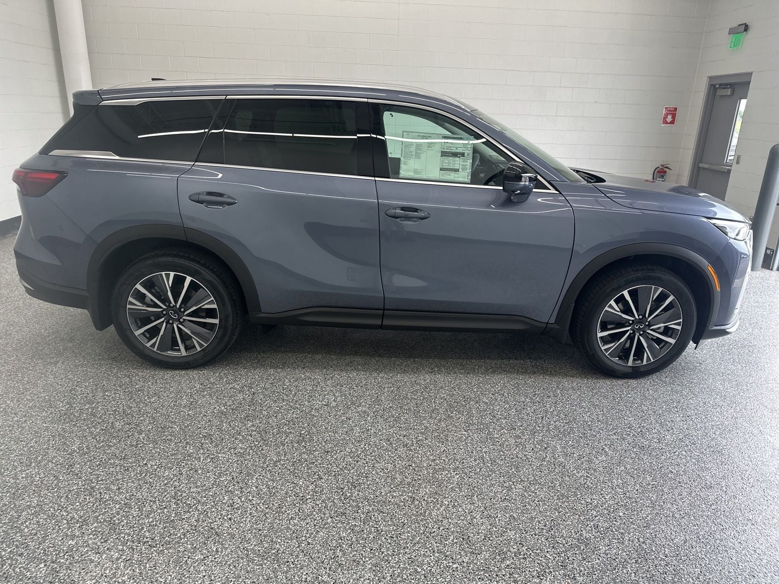 2027 INFINITI QX60 LUXE AWD