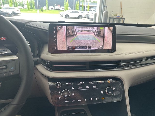 2027 INFINITI QX60 LUXE AWD