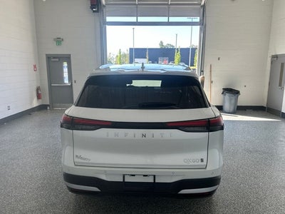 2027 INFINITI QX60 LUXE