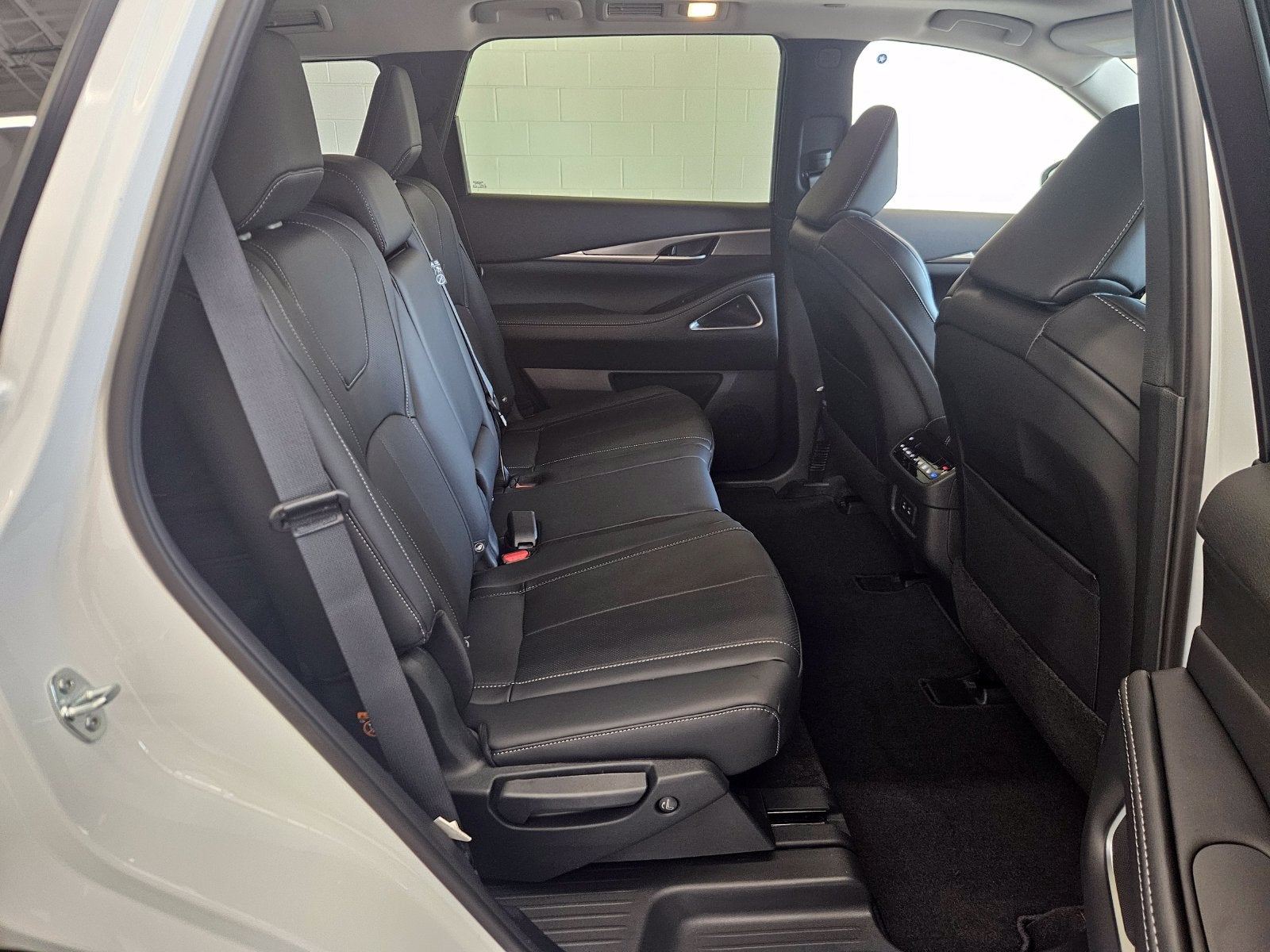 2027 INFINITI QX60 LUXE AWD