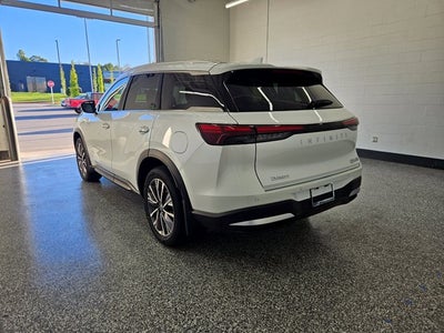2027 INFINITI QX60 LUXE