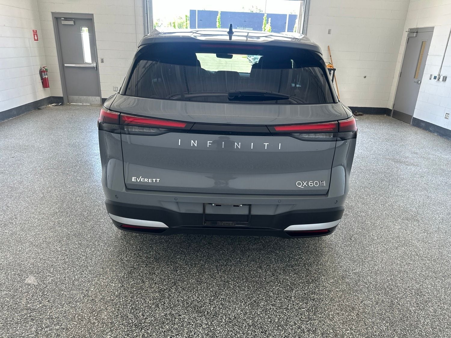 2027 INFINITI QX60 LUXE