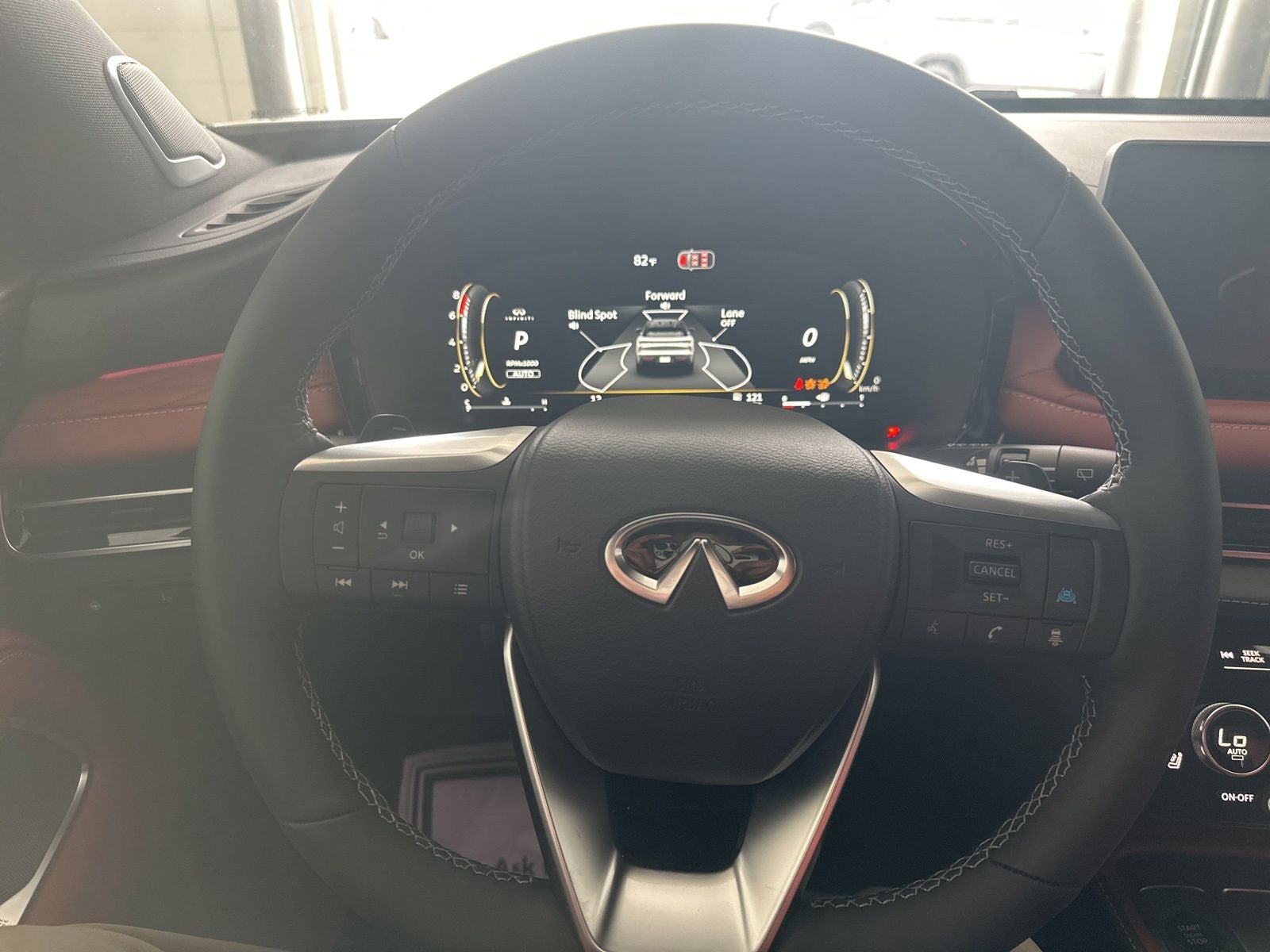 2027 INFINITI QX60 LUXE AWD