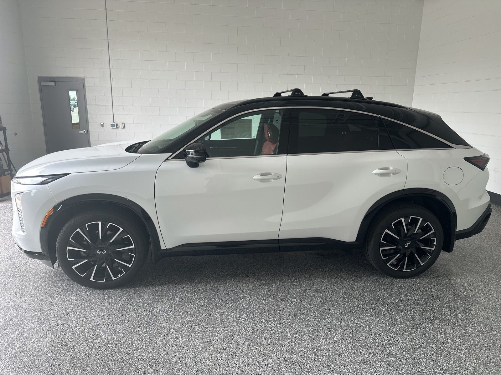 2027 INFINITI QX60 LUXE AWD