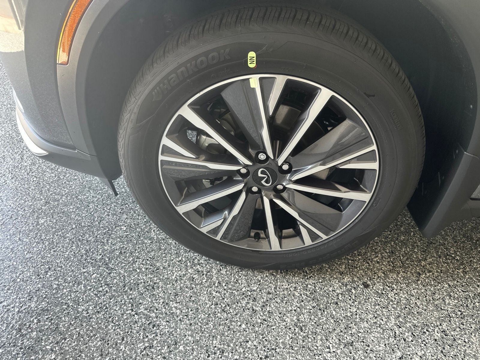 2027 INFINITI QX60 LUXE AWD