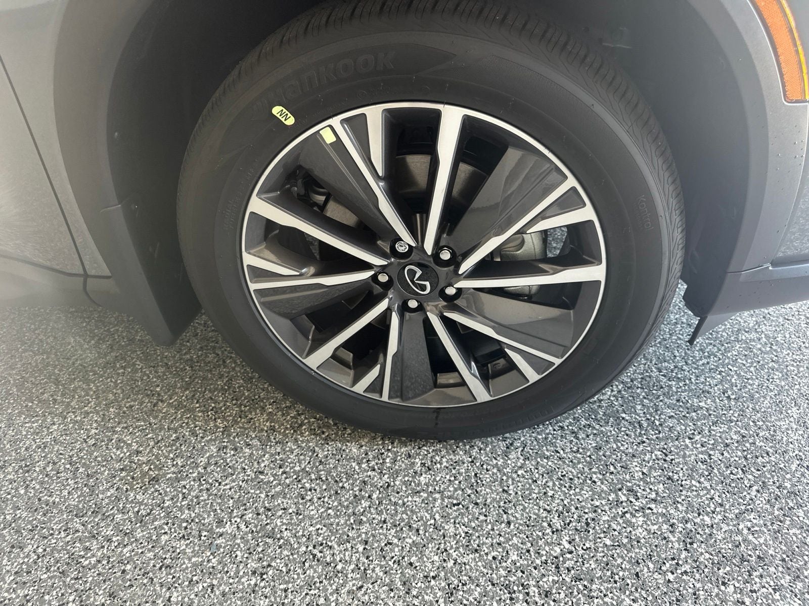 2027 INFINITI QX60 LUXE AWD