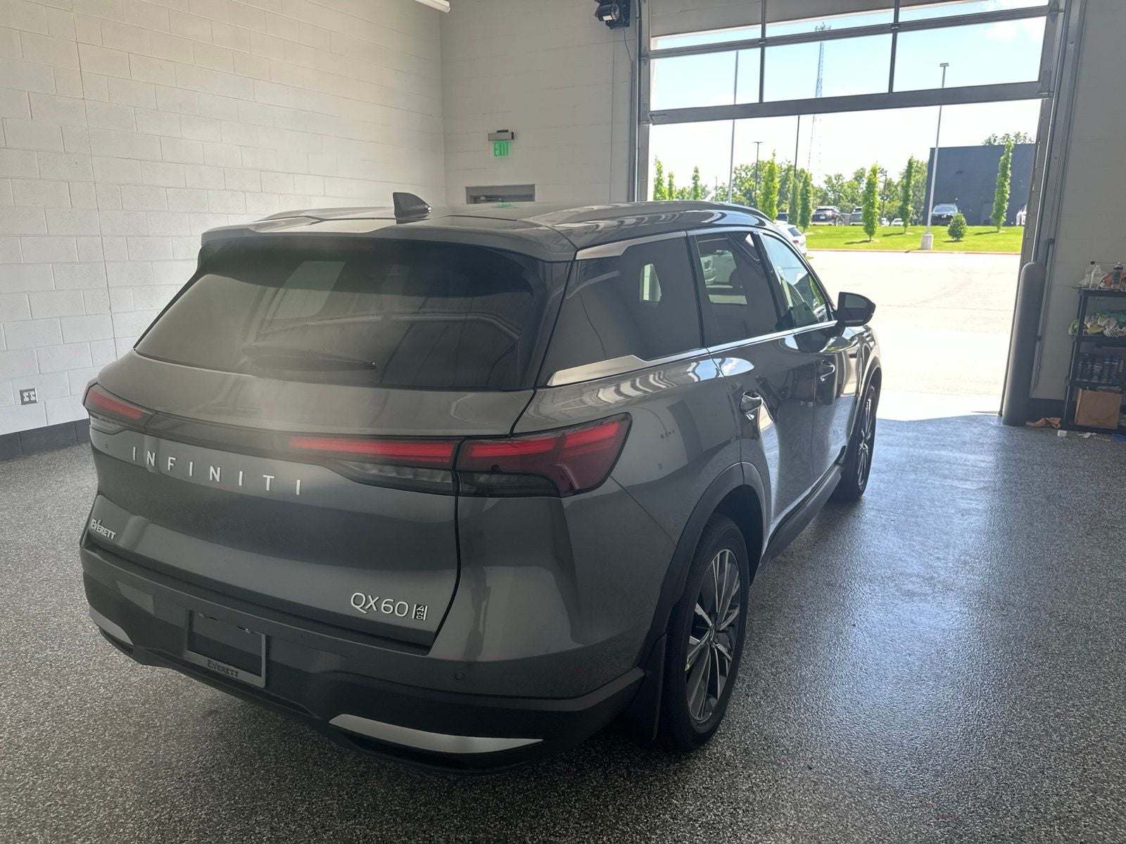 2027 INFINITI QX60 LUXE AWD