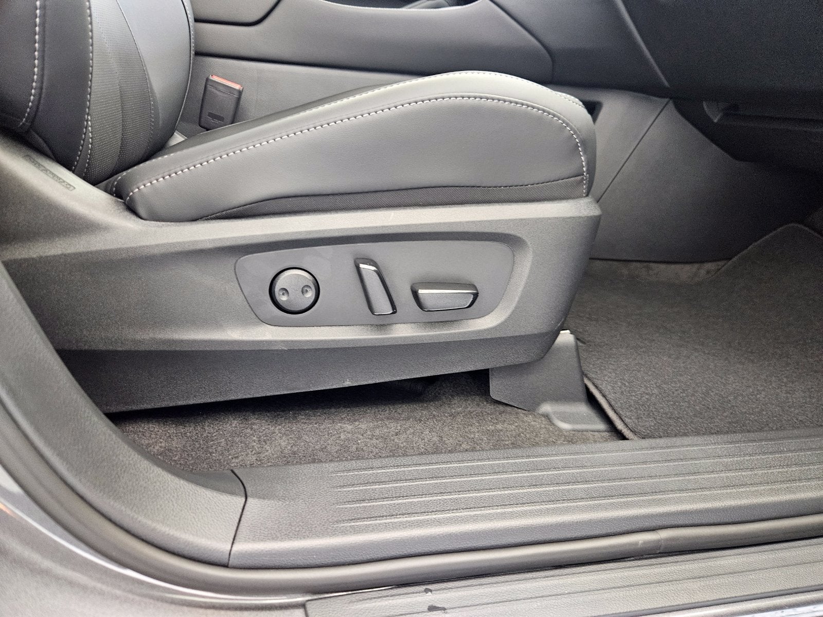 2027 INFINITI QX60 LUXE AWD