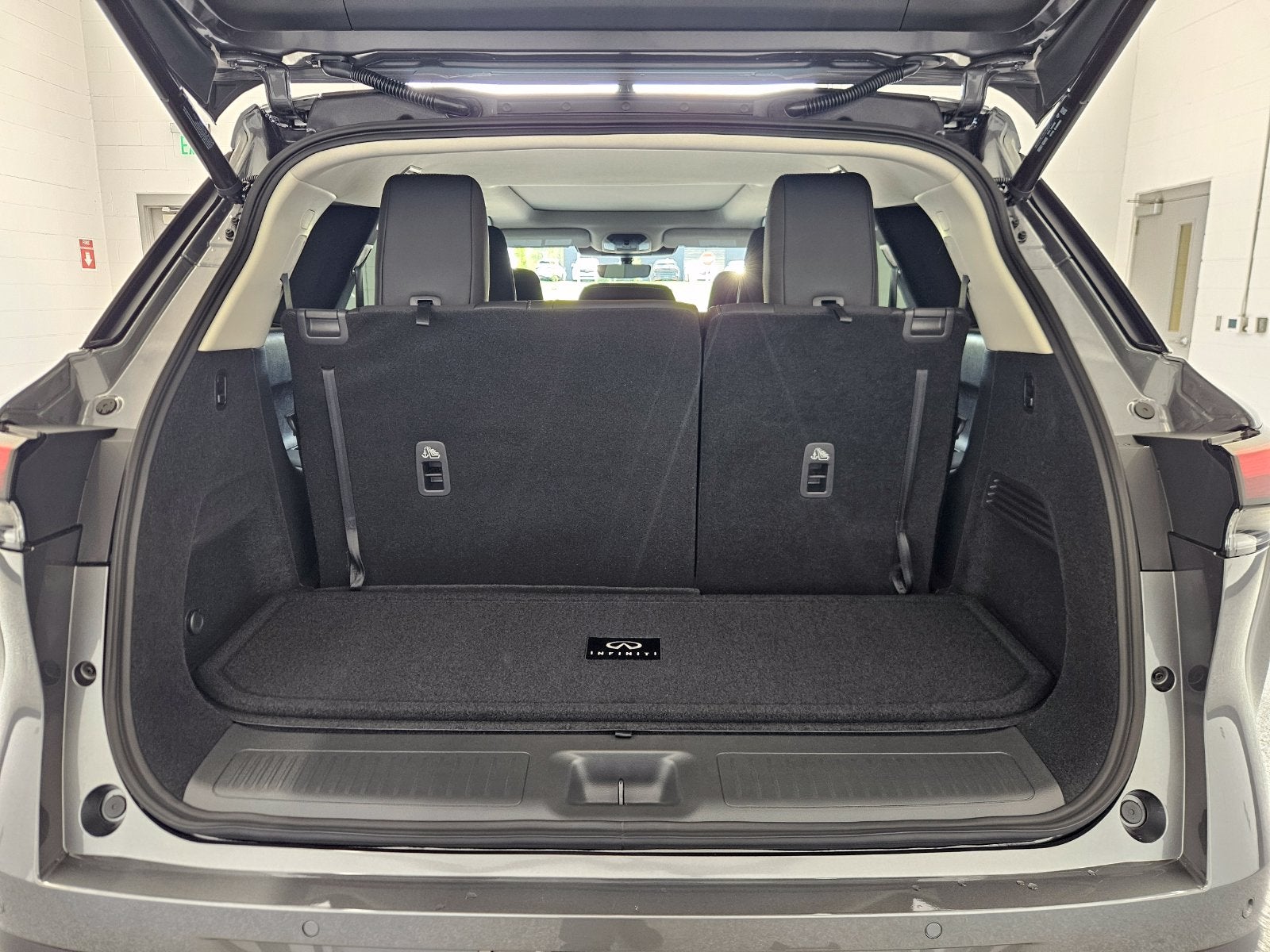 2027 INFINITI QX60 LUXE AWD