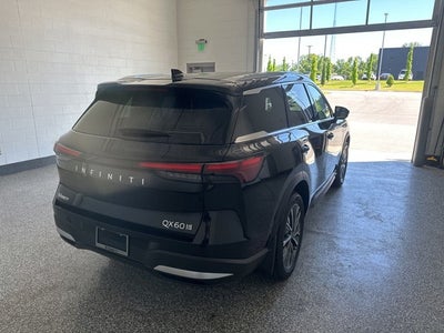 2027 INFINITI QX60 LUXE