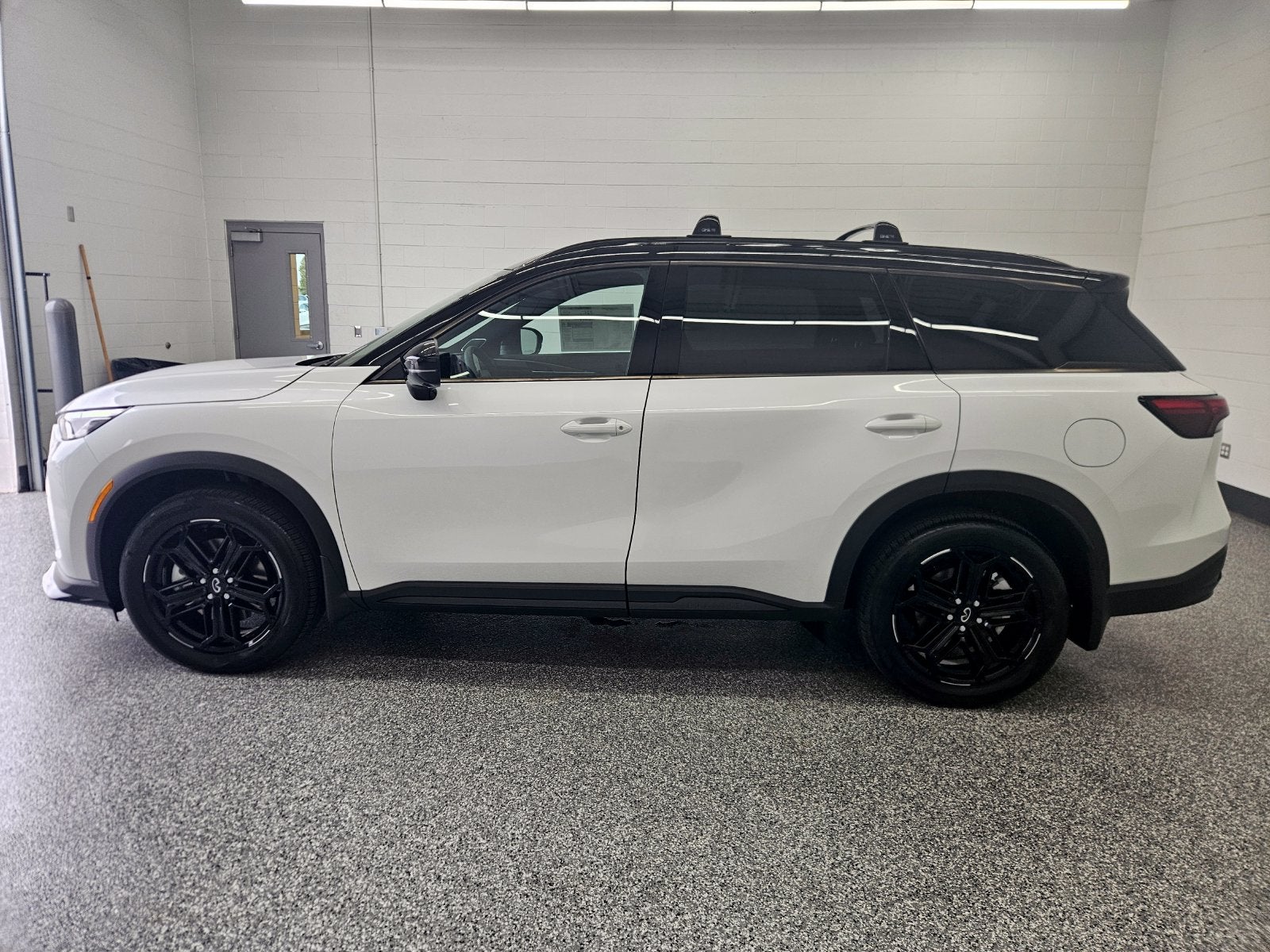 2027 INFINITI QX60 SPORT