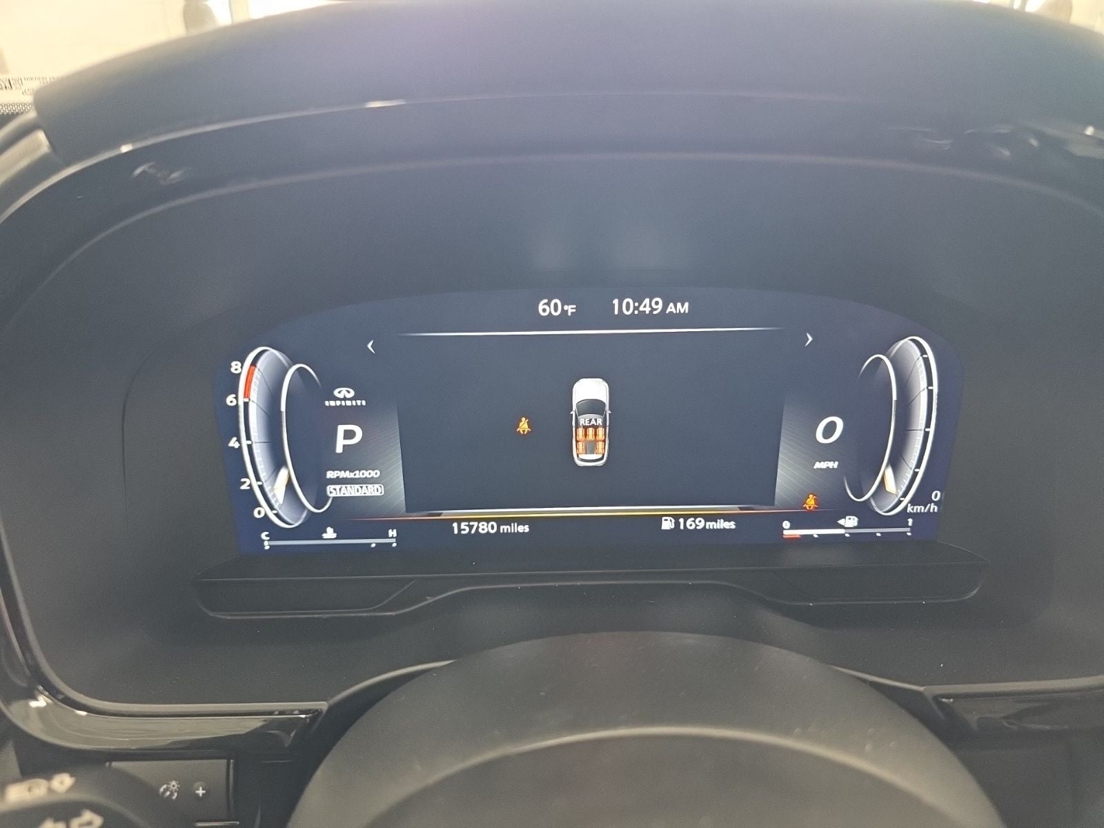 2025 INFINITI QX60 LUXE