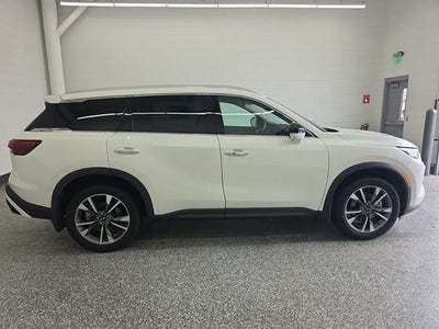 2025 INFINITI QX60 LUXE