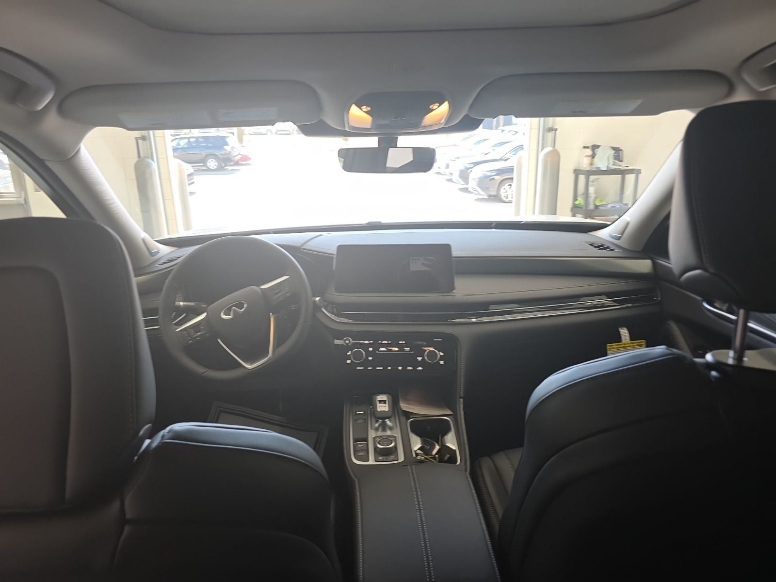 2026 INFINITI QX60 LUXE