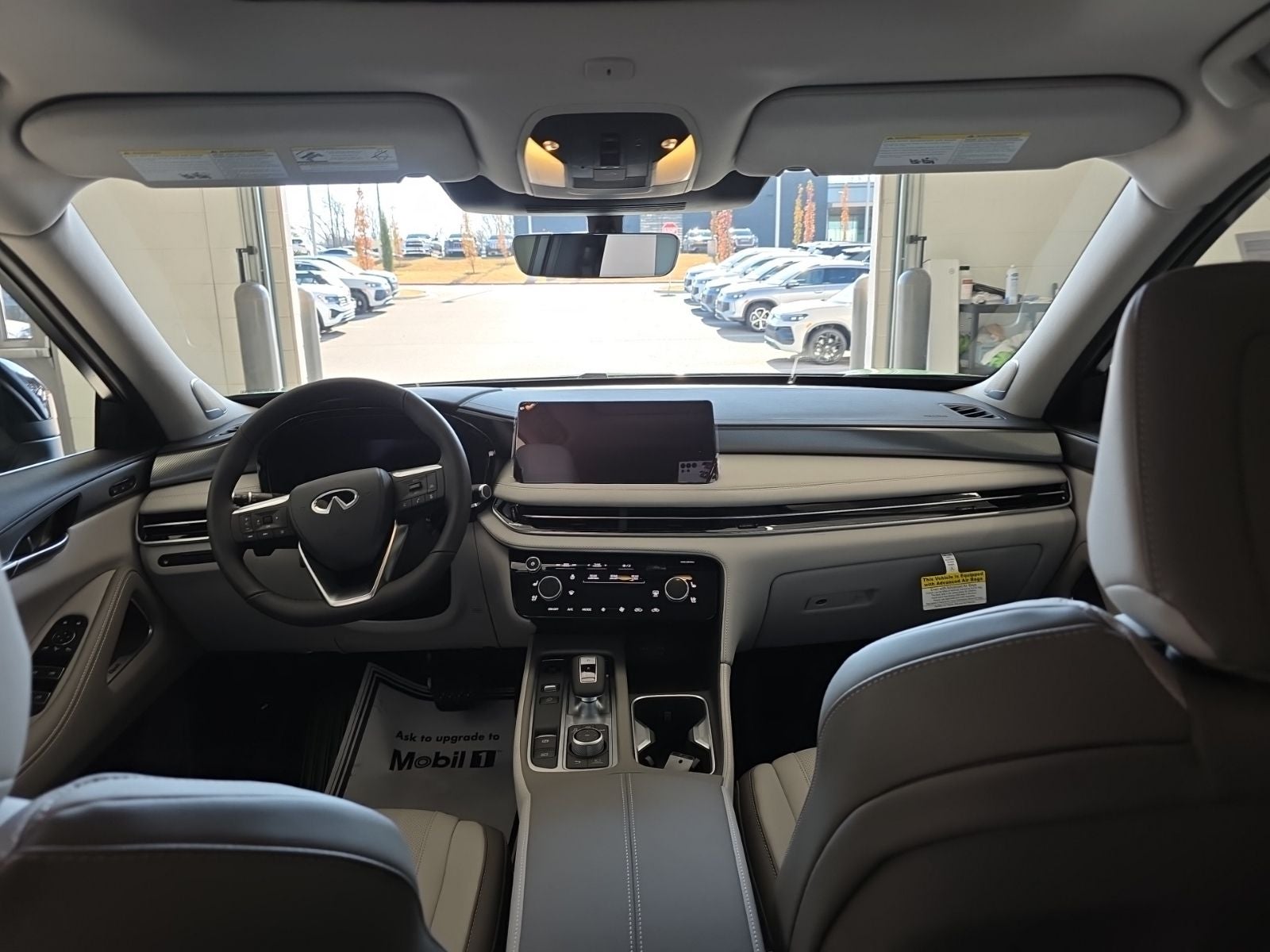 2026 INFINITI QX60 LUXE