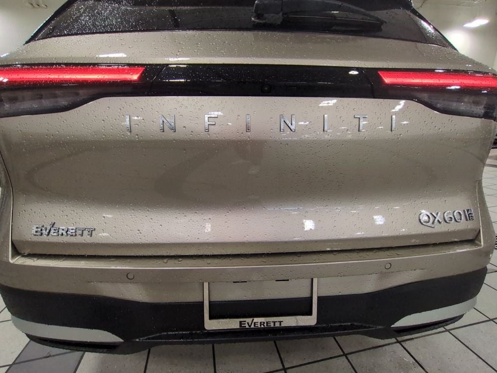 2026 INFINITI QX60 LUXE