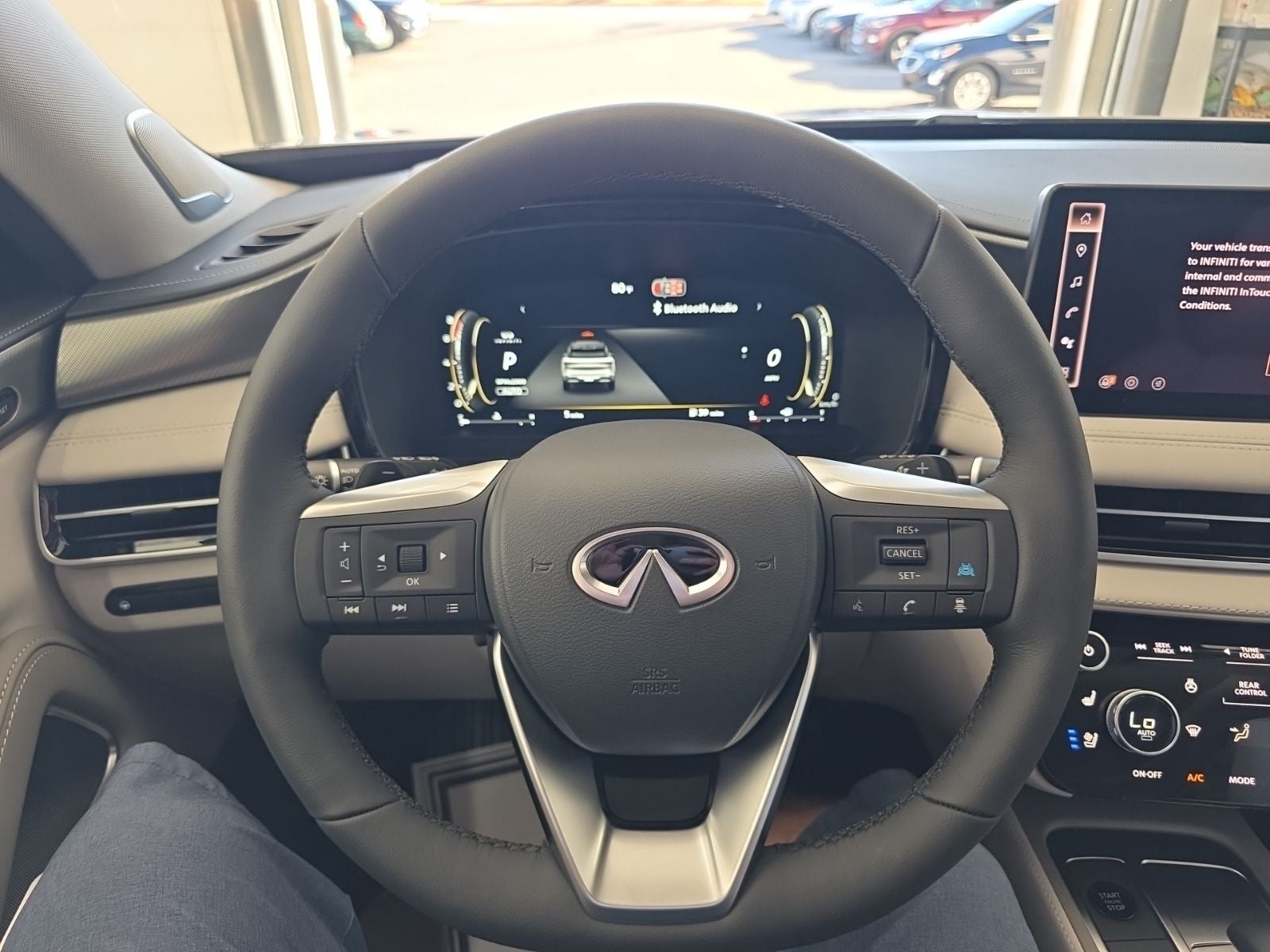 2026 INFINITI QX60 LUXE