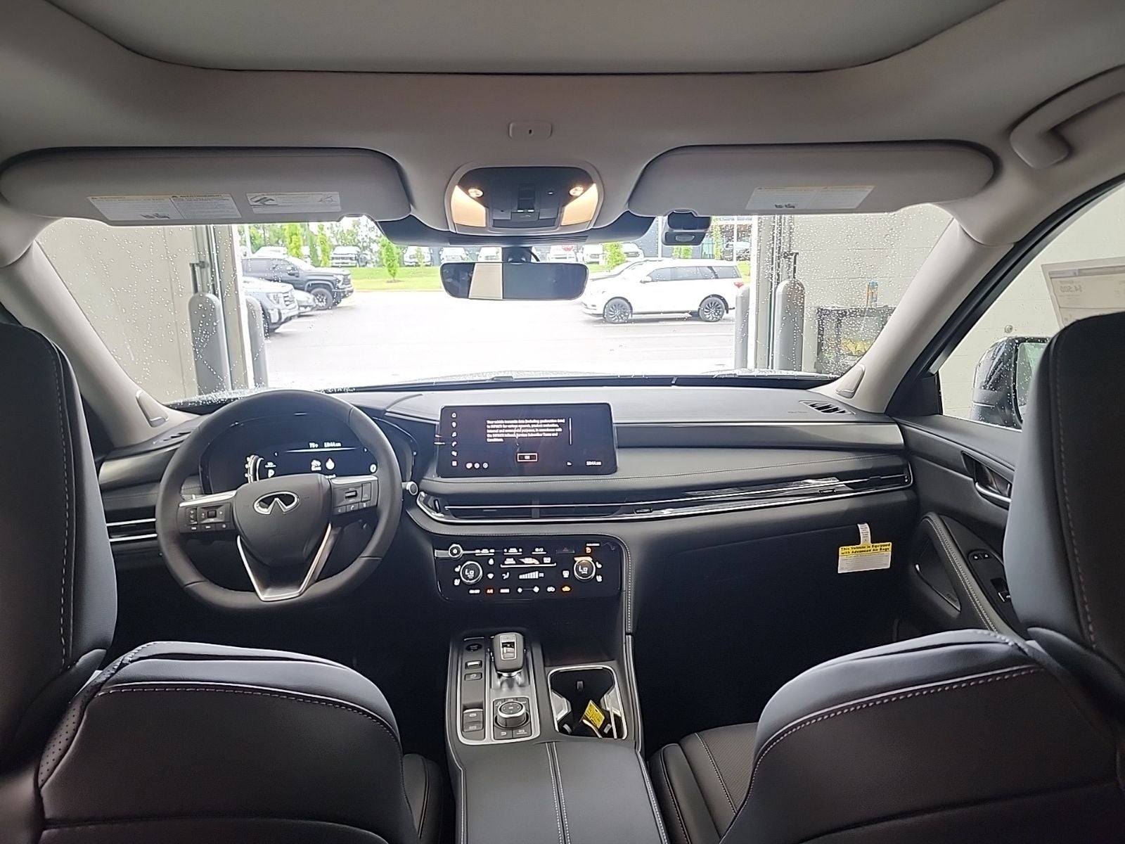 2026 INFINITI QX60 LUXE