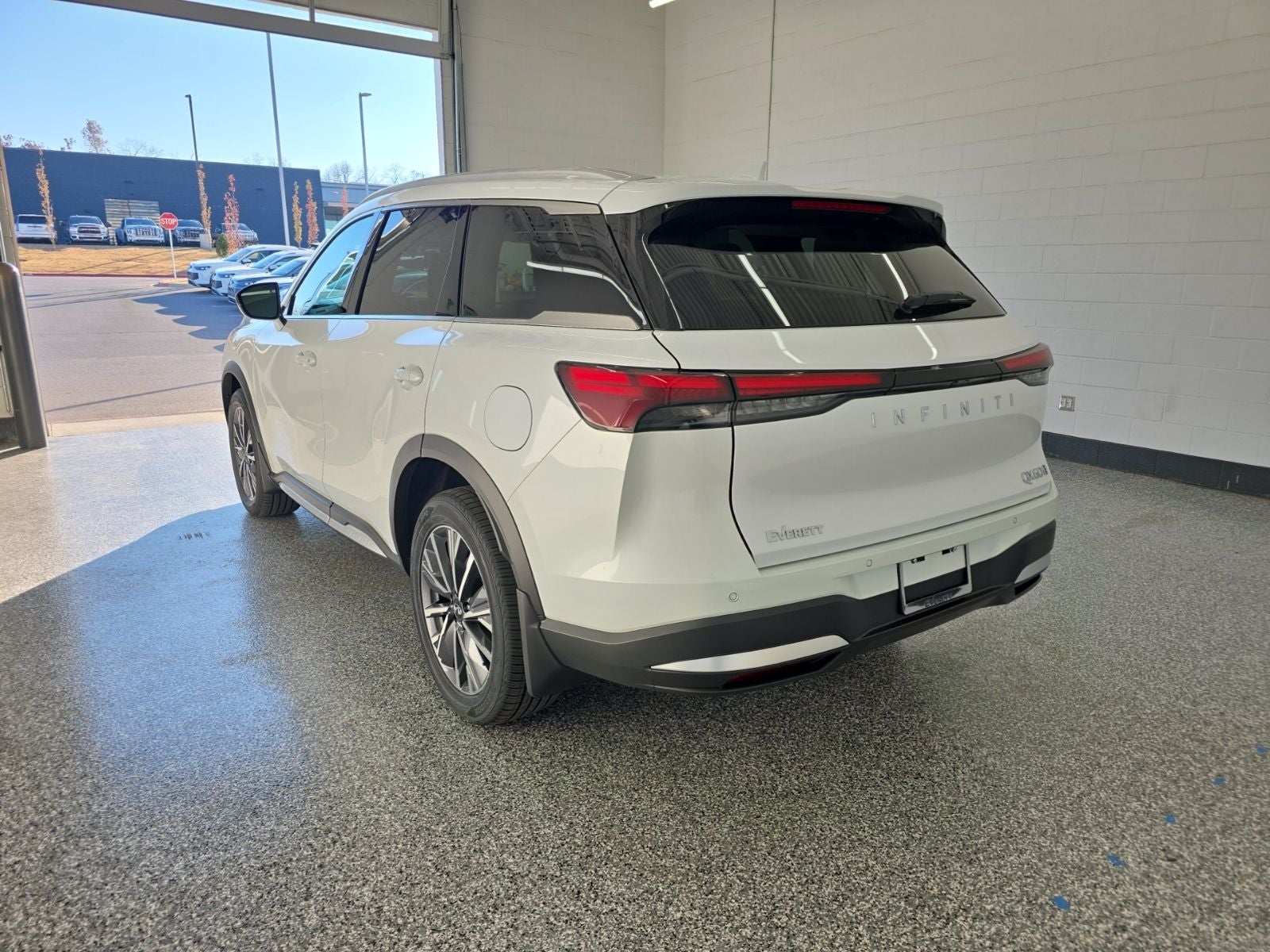 2026 INFINITI QX60 LUXE