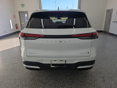 2026 INFINITI QX60 LUXE