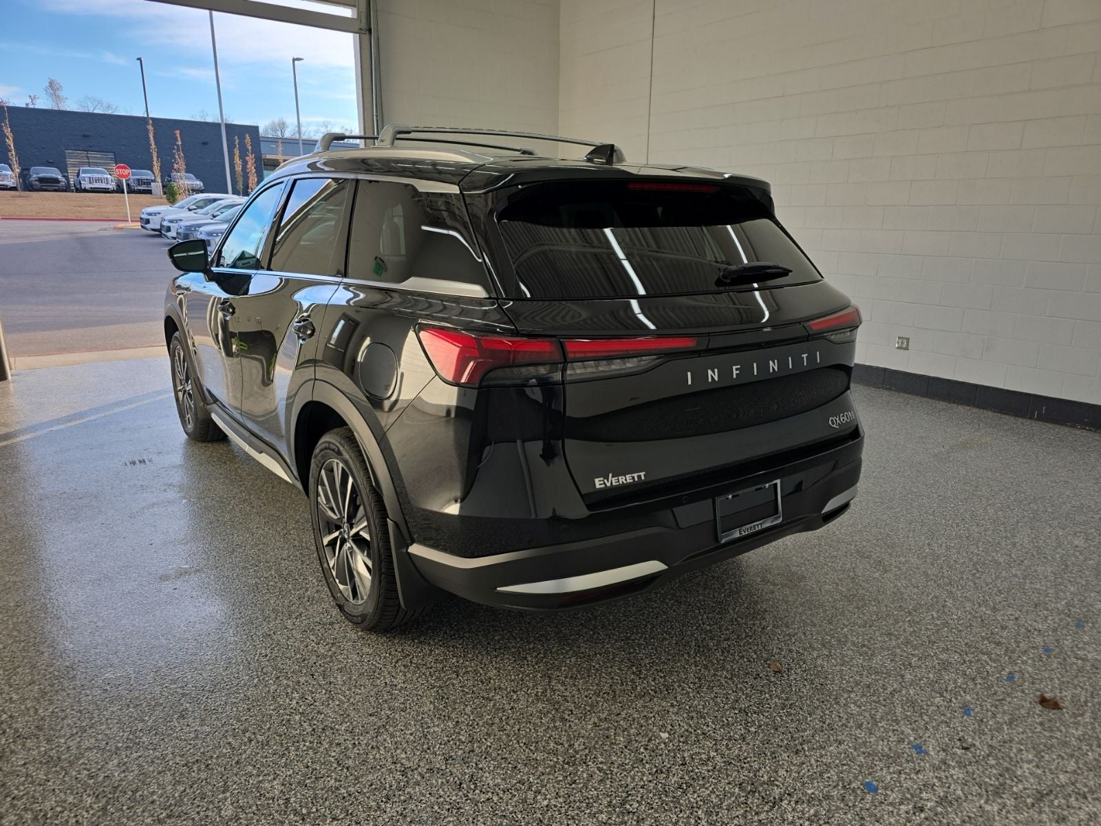 2026 INFINITI QX60 LUXE