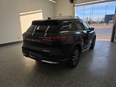 2026 INFINITI QX60 LUXE