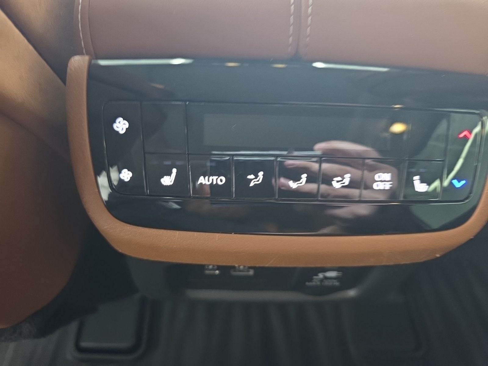 2025 INFINITI QX60 Sensory