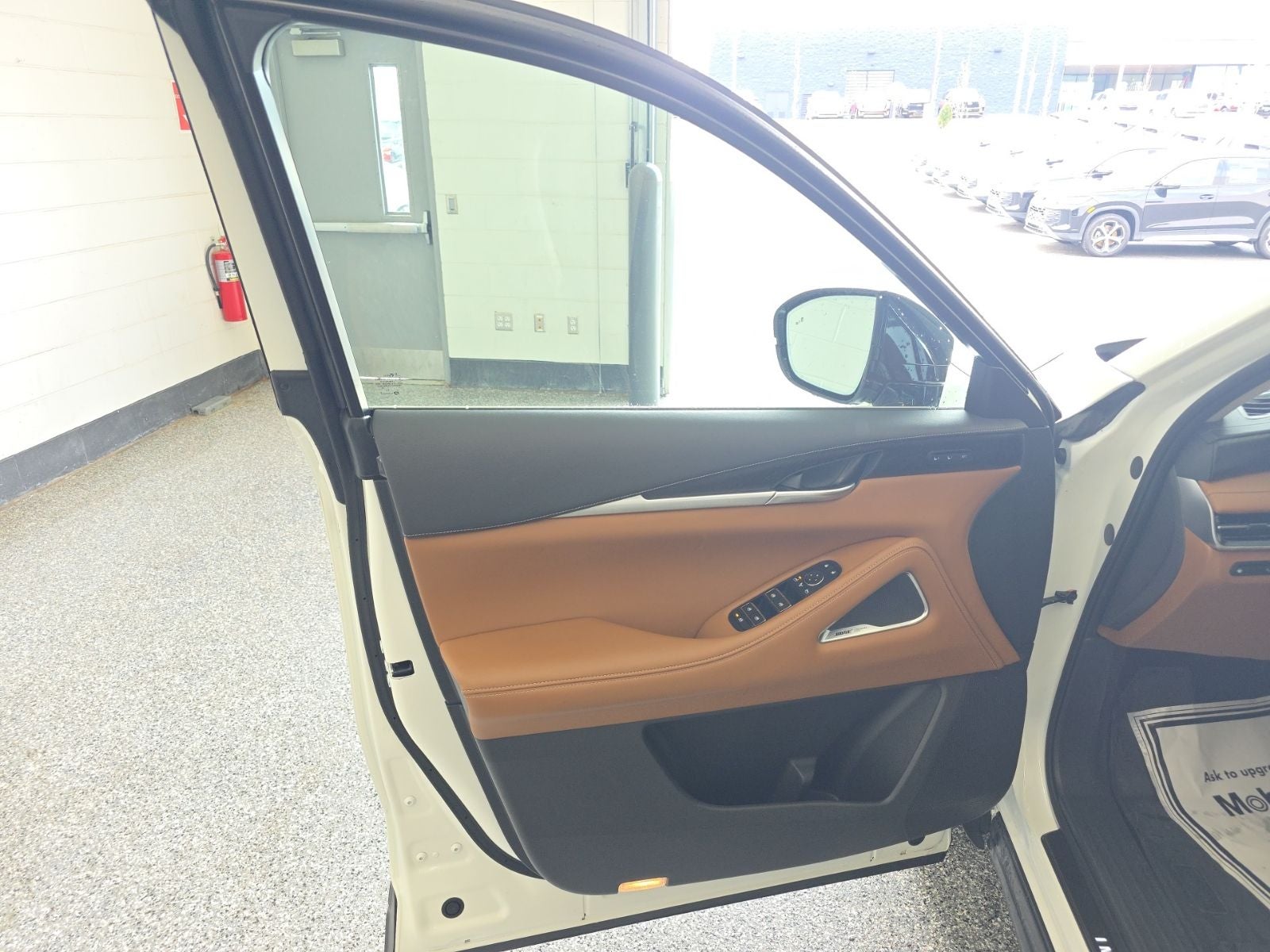 2025 INFINITI QX60 Sensory