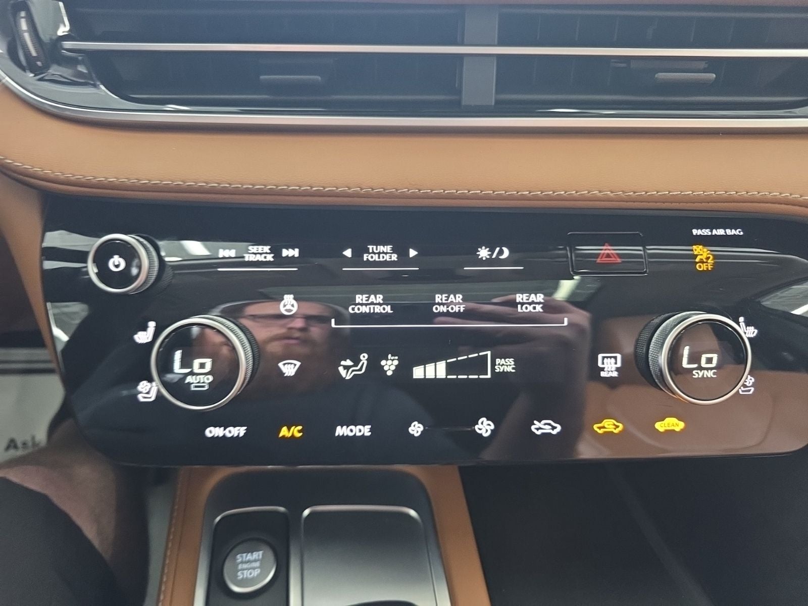 2025 INFINITI QX60 Sensory