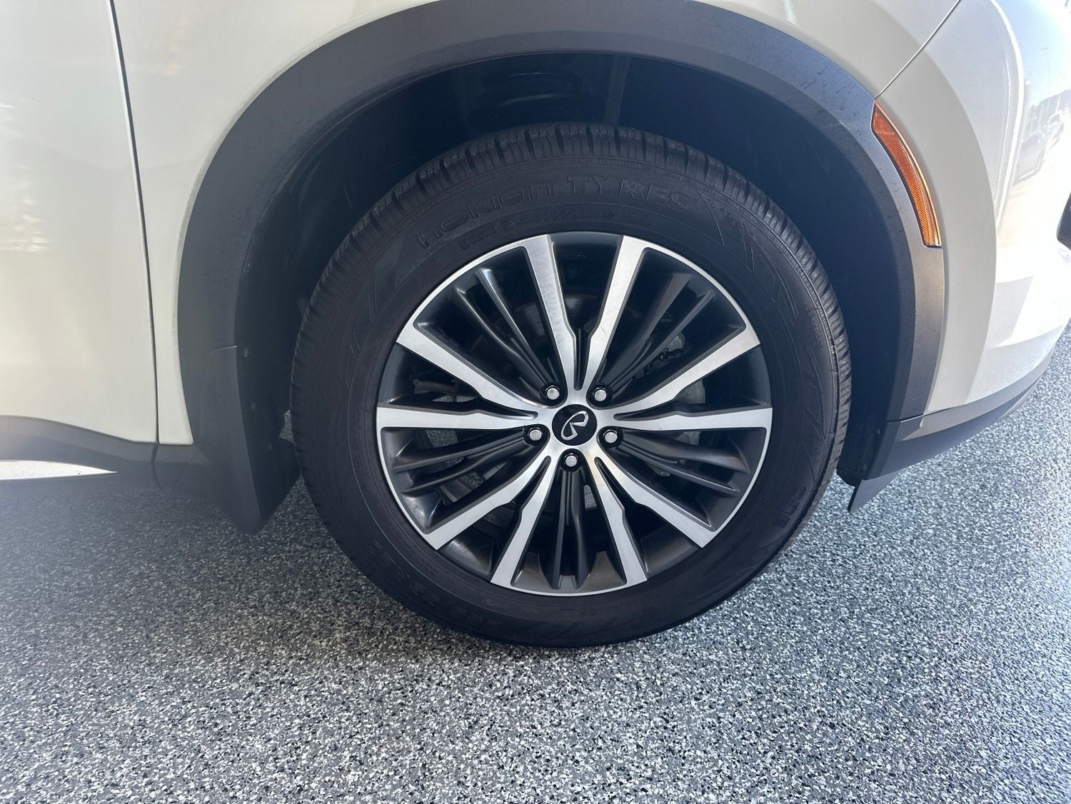 2023 INFINITI QX60 Sensory
