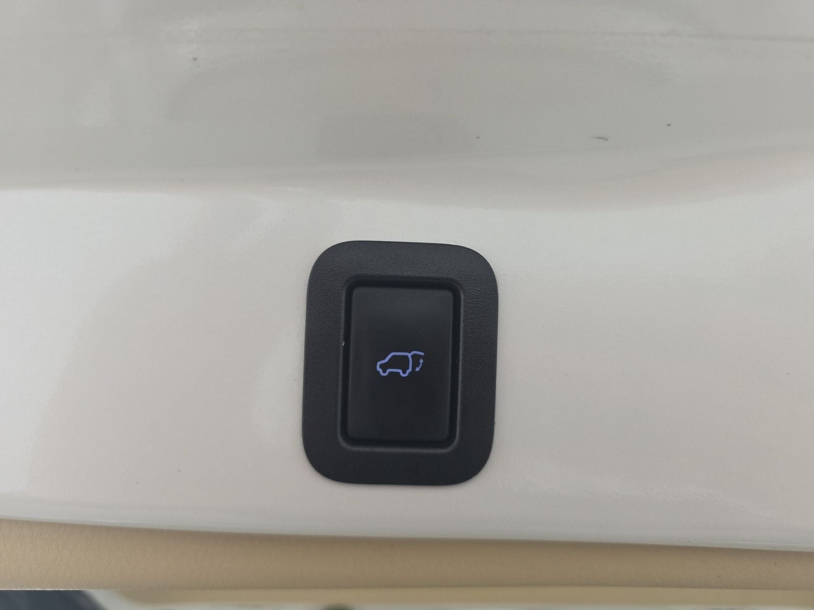 2016 Toyota Highlander Limited Platinum V6