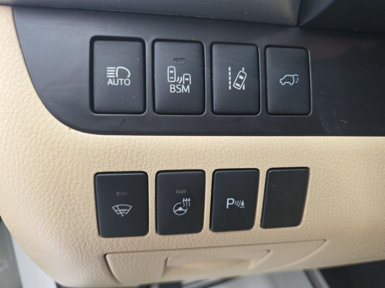 2016 Toyota Highlander Limited Platinum V6