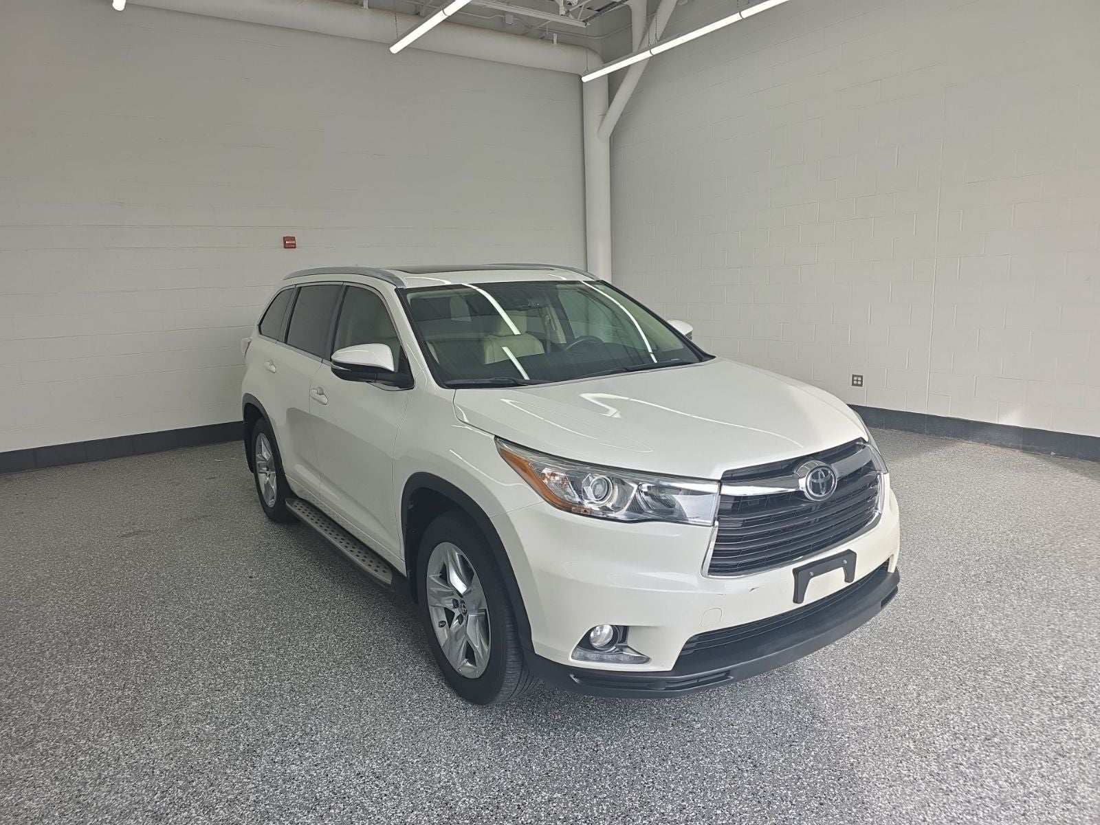 2016 Toyota Highlander Limited Platinum V6