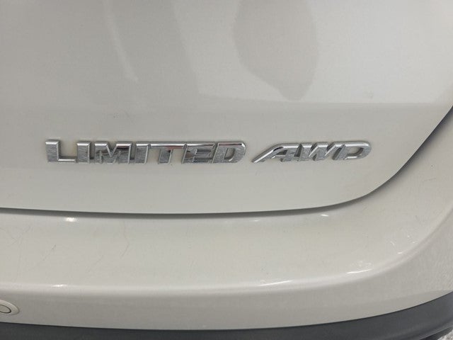 2016 Toyota Highlander Limited Platinum V6