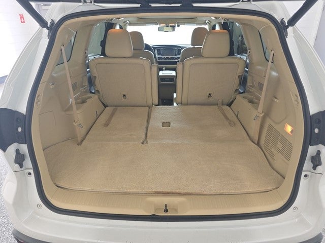 2016 Toyota Highlander Limited Platinum V6