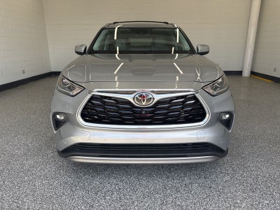 2022 Toyota Highlander Platinum