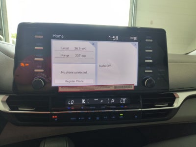 2024 Toyota Sienna XLE 8 Passenger